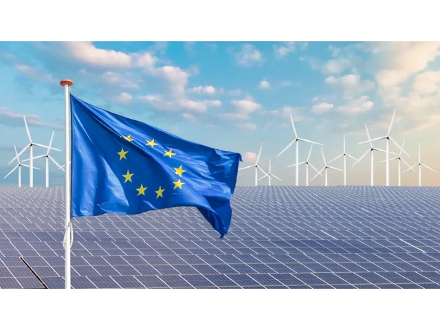 Green Deal se zpřísní: Češi si připlatí za teplo i benzin