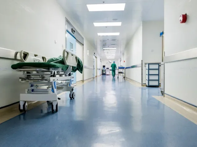 Válek nechá zdravotní pojišťovny v „extrémně zranitelném“ stavu. Možná budoucí vláda hledá náhradní řešení