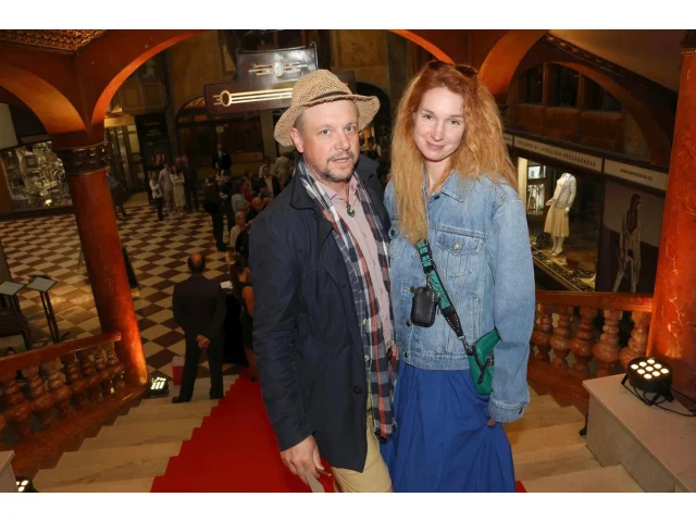 Dcera Nesvadby a Nálepkové vyrostla do krásy, podívejte. Byla modelkou, dnes žije u koní se známým hercem