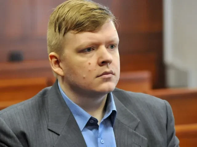 Chyba elitních policistů. Jiřikovského z kauzy bitcoin obvinili podle neplatného zákona