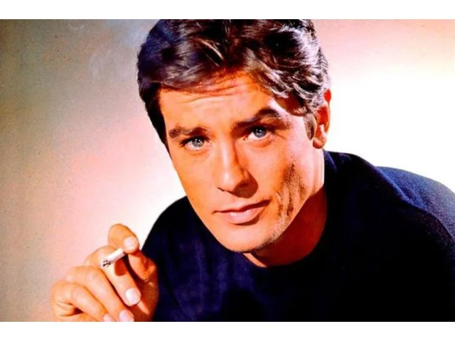 Vyrůstal u pěstounů, vyučil se řezníkem. Proč Alain Delon platil za symbol mužské krásy?