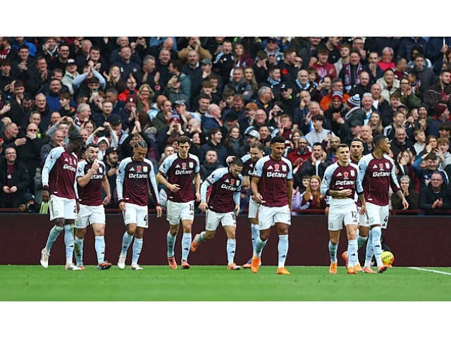 ONLINE: Newcastle a Villa vedou, v akci i Crystal Palace. Večer šlágr City - Liverpool