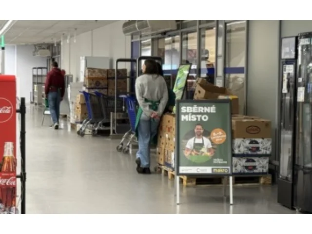 Sbírka potravin je opět rekordní. „Materiální pomoc má větší důvěru než darování finanční,“ zní od organizátorů
