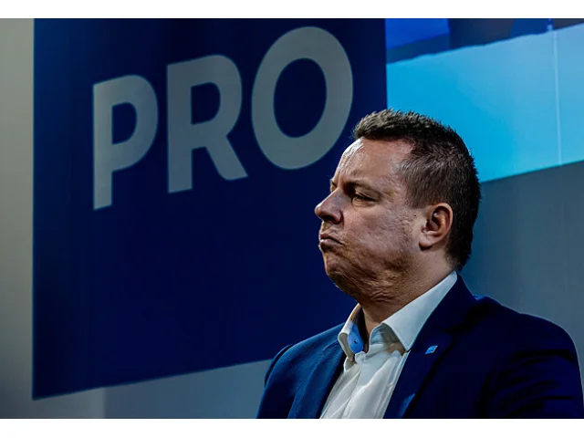 Komora potrestala Rajchla za práci advokáta. Za urážky političek platit nemusí