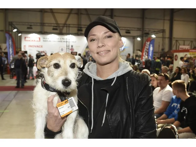 Nová fakta o smrti Heleny Zeťové. Blízký přítel po roce odhalil, jak zpěvačka skutečně zemřela