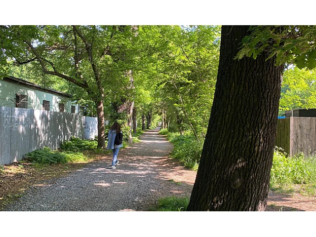 Vězení za znásilňování kolegy v kuka vozu platí, žalobkyně s podmínkou neuspěla