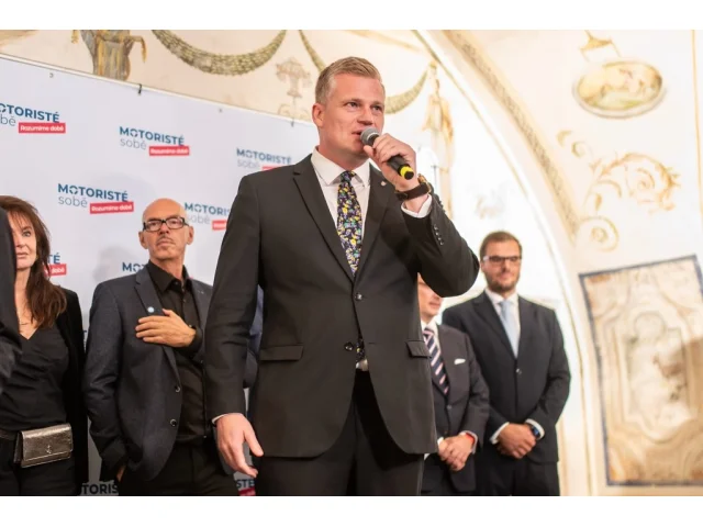 Poslanci si rozdělili vlivné posty. Uspěl i Turek