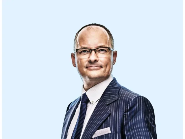 Chce omezit „klimatické nesmysly“ a bouřlivě se rozvádí. Teď povede rozpočtový výbor