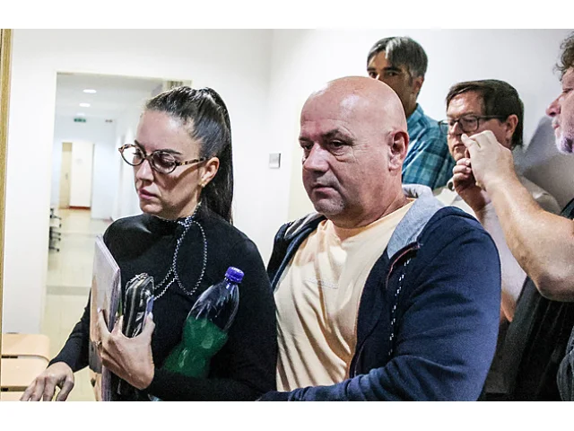 Fatální bylo, že si s poraněním hrtanu lehl, řekl znalec k úmrtí muže na výcviku