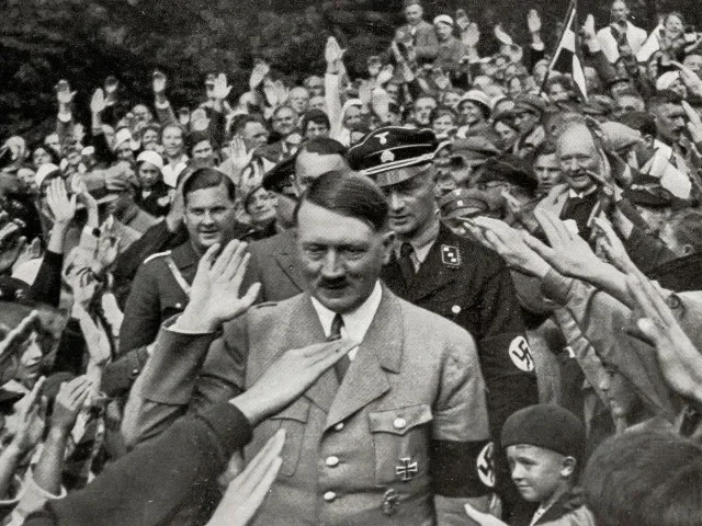 Hitler trpěl genetickou sexuální poruchou, ukázal test DNA. Mohl mít nevyvinuté pohlavní orgány