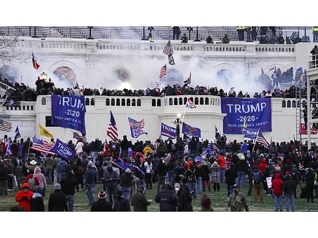 BBC čelí dalšímu obvinění. Omluvila se, finanční náhradu Trumpovi ale odmítá