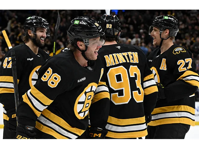 Tři mače, tři české čtyřstovky. V čem Pastrňák trumfnul Jágra s Eliášem