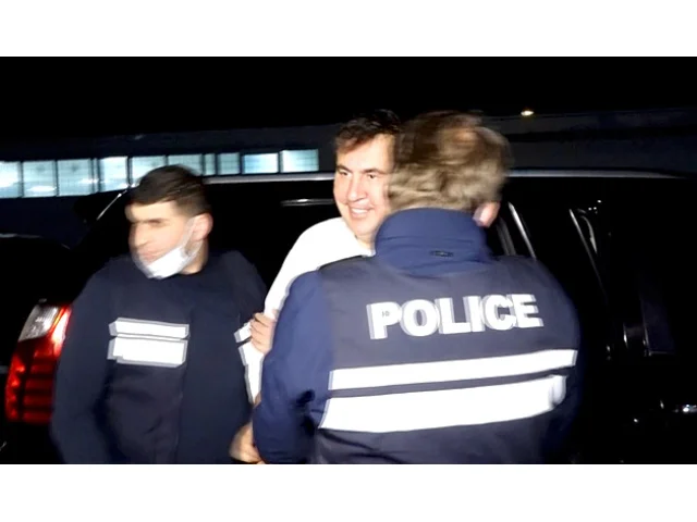 Gruzínský exprezident Saakašvili se vrátil do vězení. Tři roky strávil na klinice