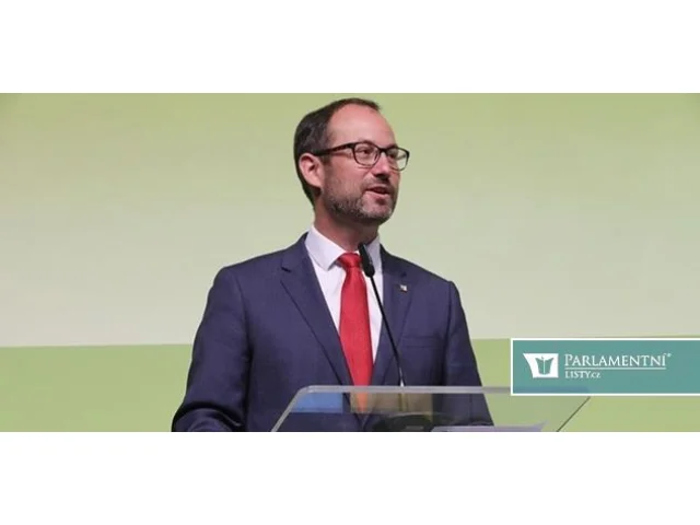 Farský (STAN): Nevzdáváme se odpovědnosti za kvalitu života našich dětí. Tedy kromě kolegy Knotka