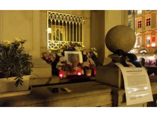 Na pohřeb Duky se prý chystají provokatéři