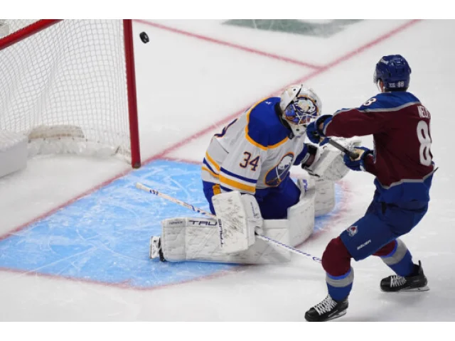 Nečas čtyřmi body za dva góly a dvě nahrávky řídil výhru Colorada nad Buffalem