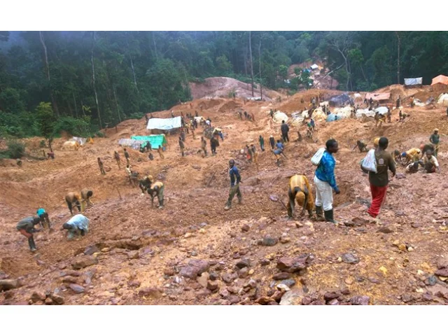 V kobaltovém dole v Kongu se zřítil most. Zemřely tři desítky horníků