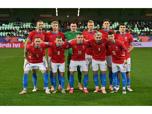 České fotbalisty čeká Gibraltar. Poraďte trenéru Köstlovi, koho má nasadit