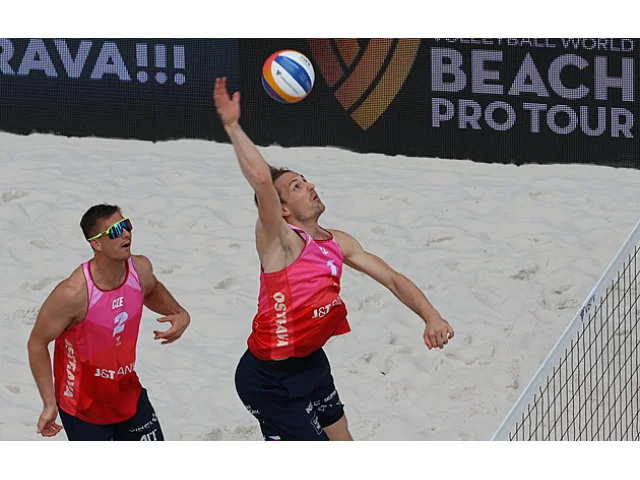 Perušič se Schweinerem ovládli na MS skupinu, v play off jsou všechny české páry