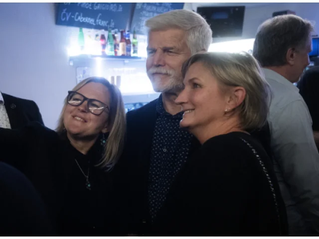 Pavel neřekl, zda bude znovu kandidovat na prezidenta, je na to prý ještě čas