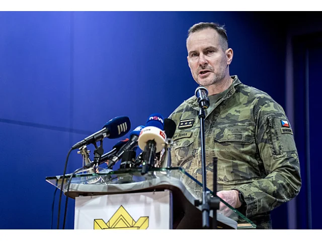 Charlie One. Skupina D spustila další sbírku pro Ukrajinu, jmenuje se po Řehkovi