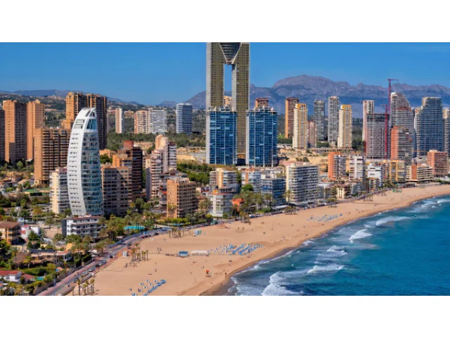 Kam mizí turisté? Překvapivé paradoxy cestovního ruchu po Evropě, po letošní letní sezóně má nové vítěze i poražené