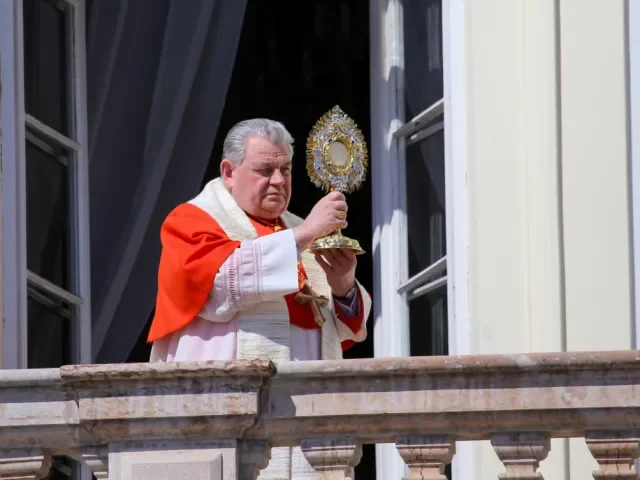 Společnost pro obranu svobody projevu ocenila zesnulého Duku či Kirka