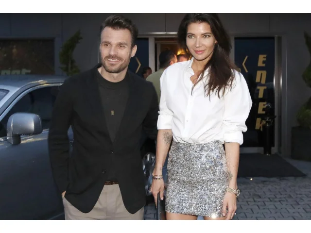 Leoš Mareš žije s rodinou v obřím bytě na Břevnově za 39 milionů. Snoubí se v něm luxus s minimalismem