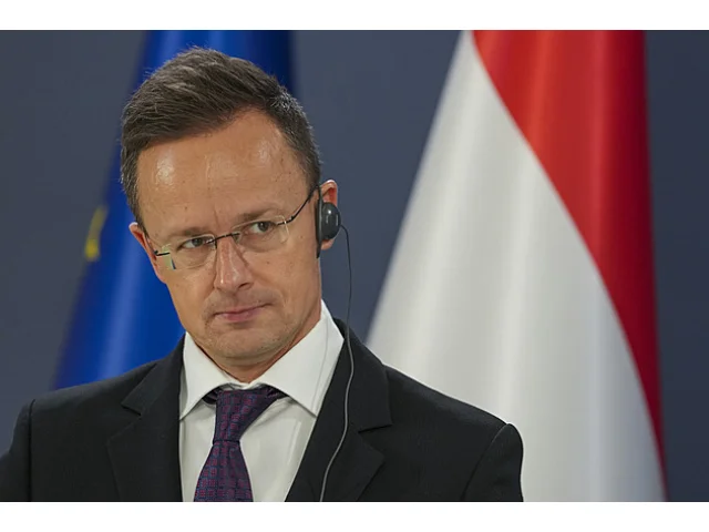 Brusel není normální, zastavme platby kyjevské válečné mafii, žádá Maďarsko