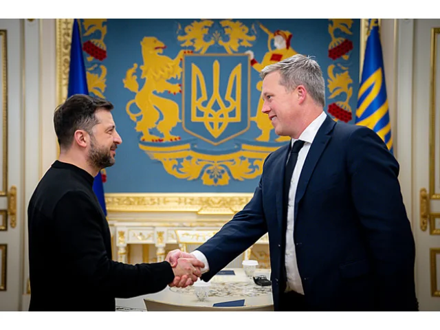 Pokud nepřijmete mírový plán, zastavíme dodávky zbraní, hrozí USA Kyjevu