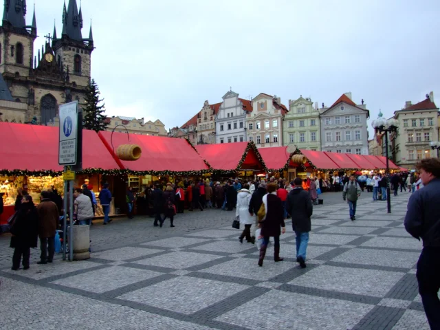 Adventní trhy jako líheň nákazy žloutenky? Hlavní hygienička očekává stovky nových nakažených