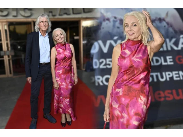 Veronika Žilková vynesla šaty, ve kterých vypadala na dvacet. Muži nad ní slintali, ale hlídal ji přítel