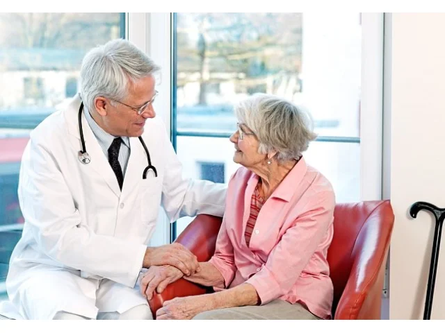 Ordinace čekají změny: Konec registračních poplatků i obří pokuty pro lékaře