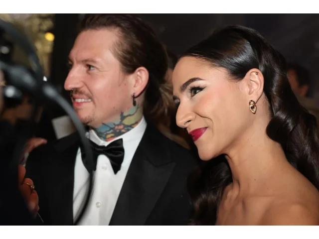 Eva Burešová s Přemkem Forejtem žijí na Benešovsku. Moderní dvoupodlažní dům u lesa je pro ně oázou klidu