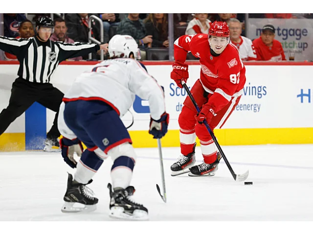 Detroit otočil zápas proti Columbusu, Islanders hostí St. Louis