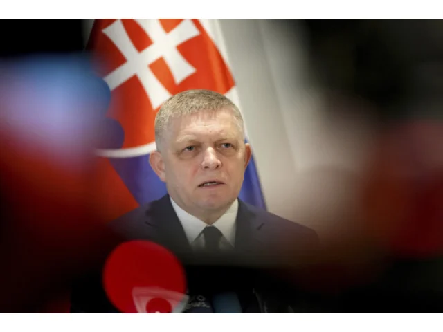 Slovenská vláda chce novým zákonem ovládnout další úřad, opozice to kritizuje