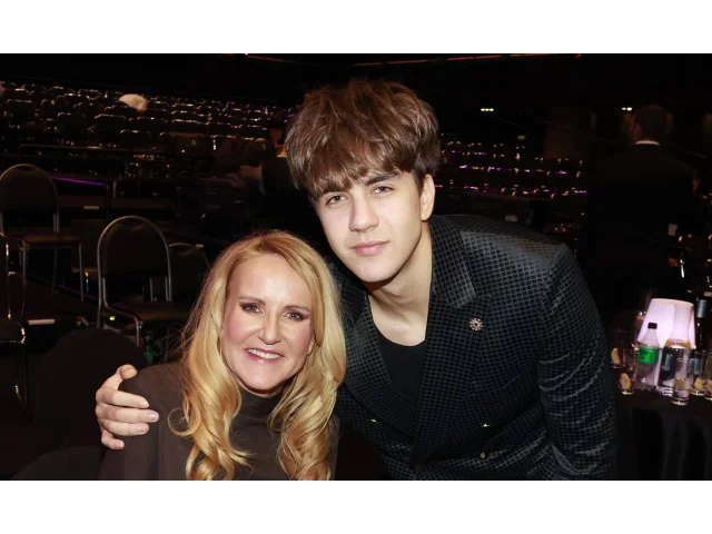 Tak dnes vypadá 20letý syn Karla Svobody. Je z něho fešák, proč doprovázel Moniku Absolonovou?