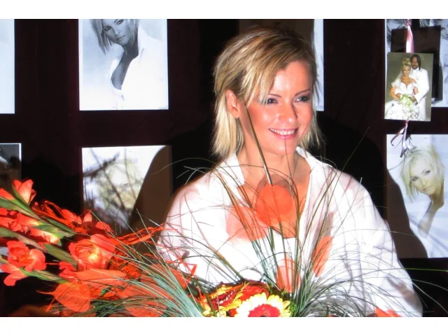 Zpěvák Šimek tvrdí, že s ním promluvila zesnulá Iveta Bartošová. Předala mu vzkaz pro syna Artura