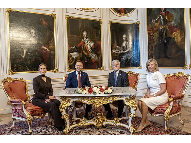 Jednání v Ženevě přinášejí více pozitivní atmosféry, shodl se Pavel s Nawrockým