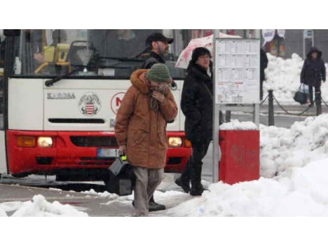 Ledovka a vydatné sněžení. Meteorologové vydali výstrahu a upřesnili místa, kde situace bude nejkomplikovanější