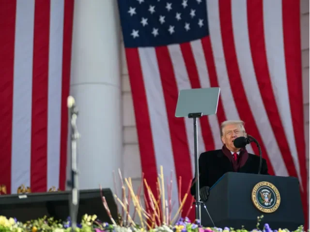 Konečná rozhodnutí o upraveném mírovém rámci učiní Trump a Zelenskyj, oznámil Bílý dům