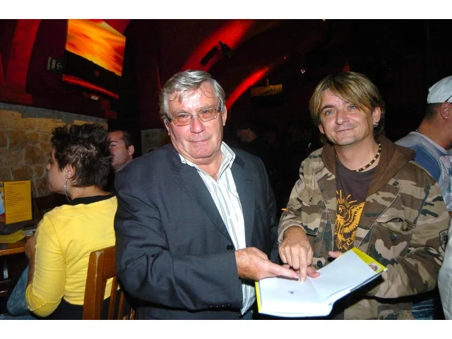 Pravý důvod, proč se Michal Suchánek nebaví se svým tátou. Dědeček chyběl i na svatbě vnučky Bereniky