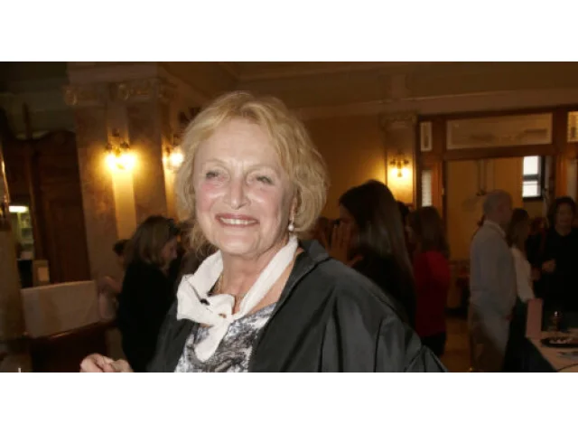 Dojemná vzpomínka na Jorgu Kotrbovou. Regina Rázlová promluvila o kolegyni a spolužačce