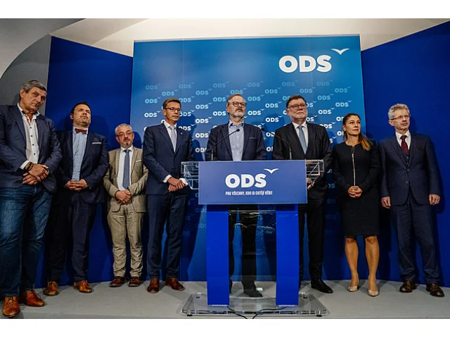 ODS ještě nezhynula, ale chce se ještě vůbec měnit, či zkamení coby strážkyně „hodnot“?