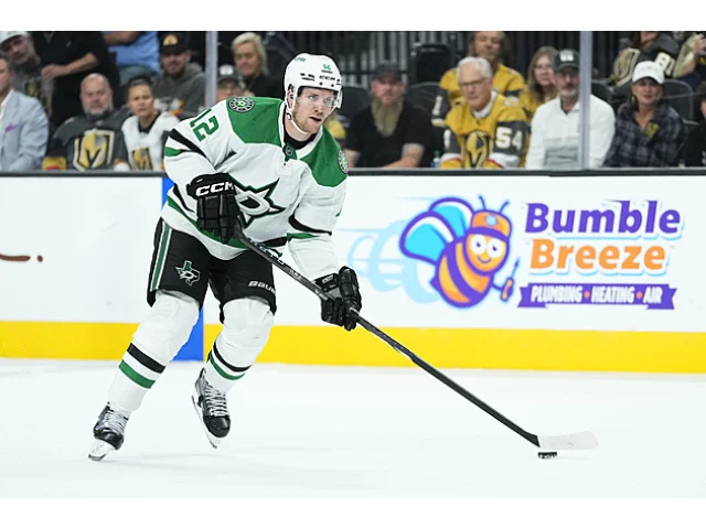 Centr Faksa dvakrát asistoval u drtivé výhry Dallasu na ledě Edmontonu