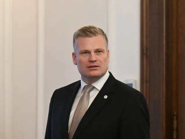 Jsem v šoku, říká Turek k výtkám prezidenta k jeho osobě. Argumentuje zbrojákem i prsteny