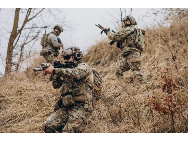 Expert varuje: V případě války dojde NATO krev během dní. Promluvil o logistické noční můře