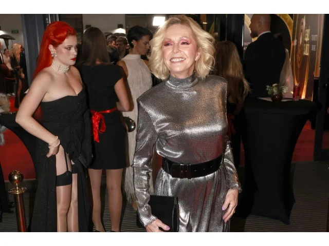 Helena Vondráčková strčí do kapsy i mladší kolegyně: Oprášila styl 70. let a vypadala fantasticky