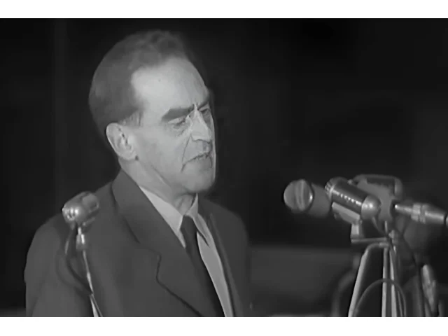 „Dáme jedenáct špagátů a tři doživotí,“ rozhodl Gottwald. Před 73 lety strana poslala na smrt své vlastní špičky