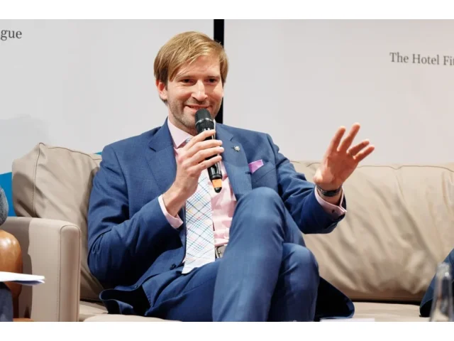 Kandidát na ministra zdravotnictví na Hradě: Stát musí platit víc za děti a důchodce